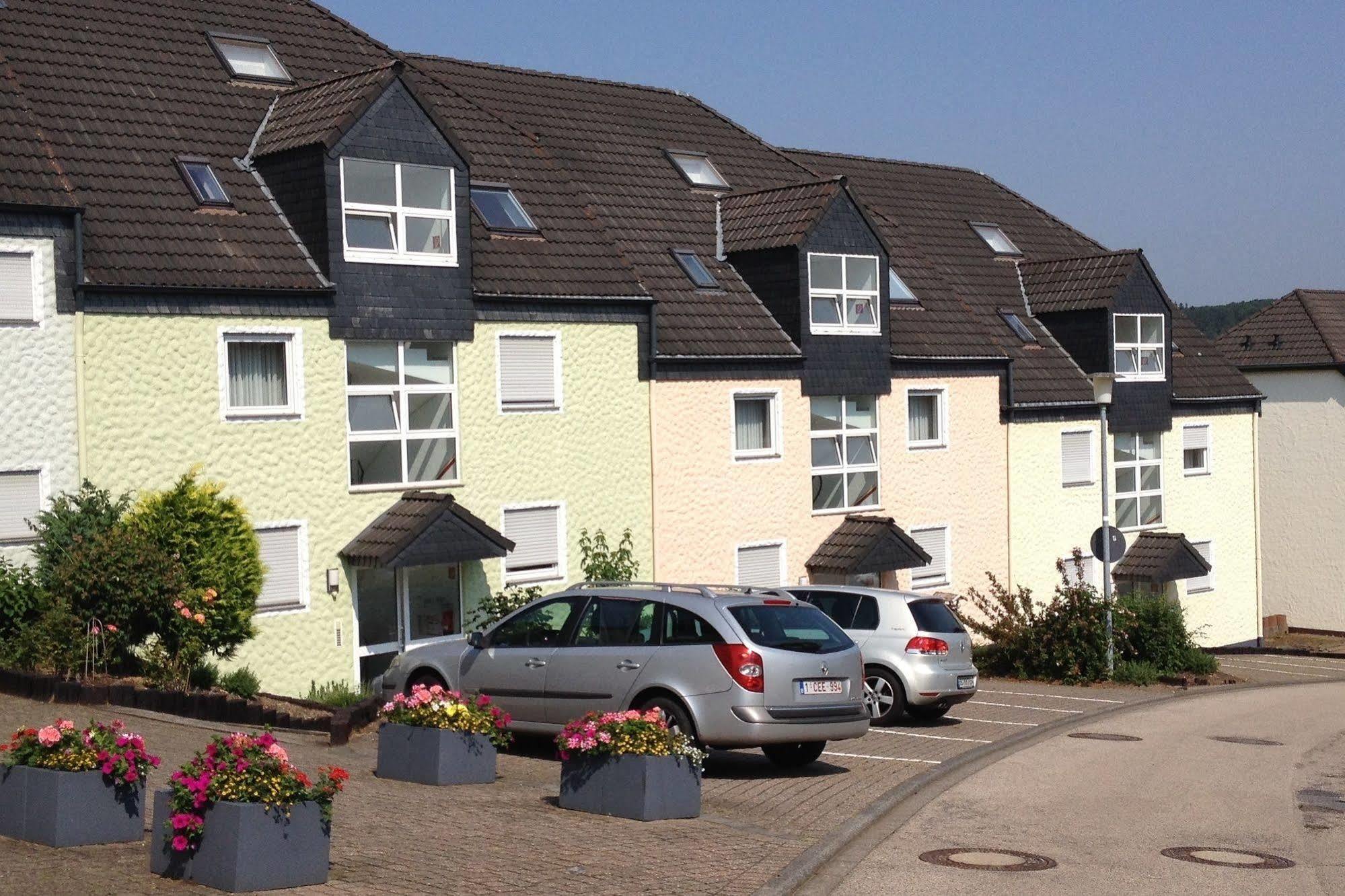 Gemuender Ferienpark Salzberg Schleiden Exterior photo